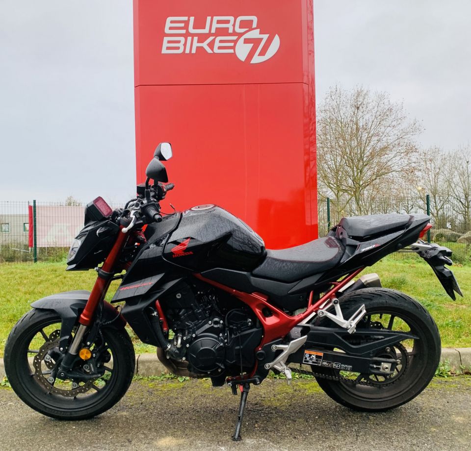 HONDA CB 750 HORNET 4