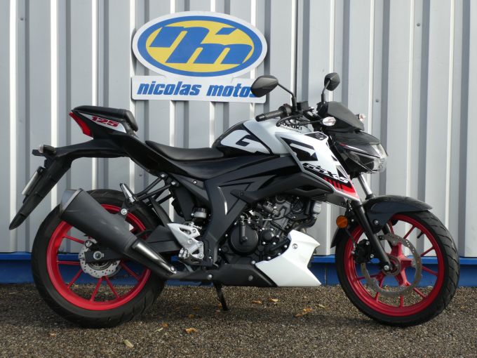 SUZUKI GSX-S 125 ABS 4