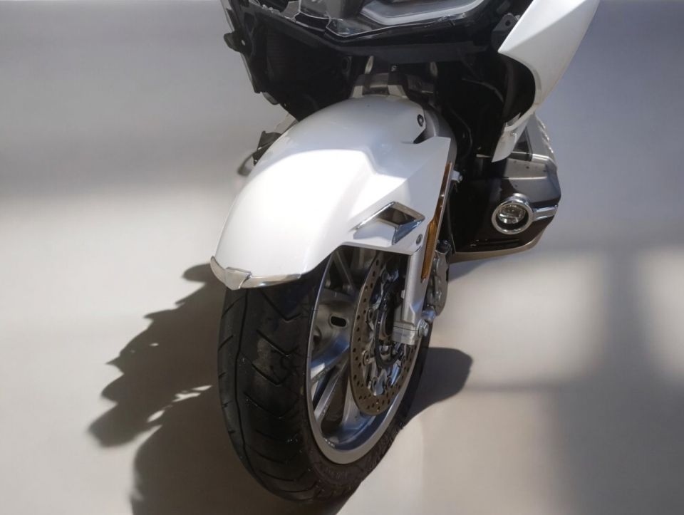 HONDA GL 1800 GOLDWING DCT 4