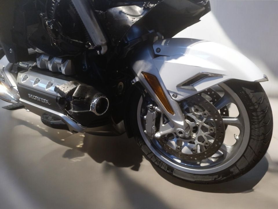 HONDA GL 1800 GOLDWING DCT 4