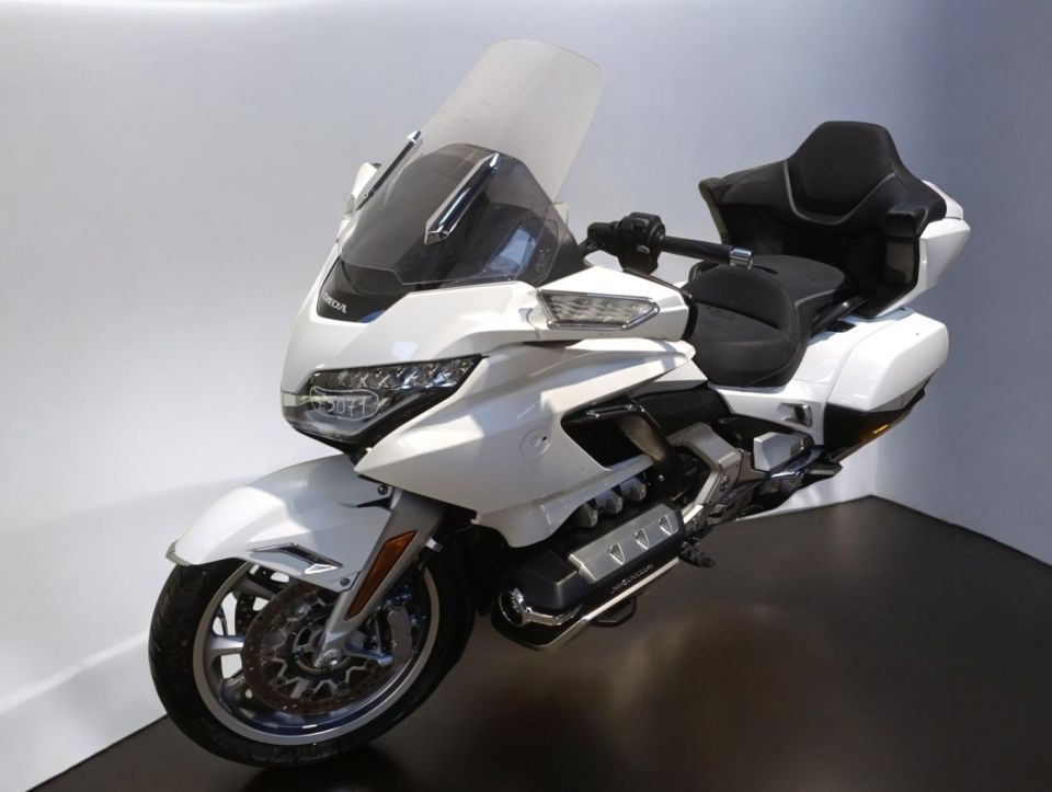 HONDA GL 1800 GOLDWING DCT 4