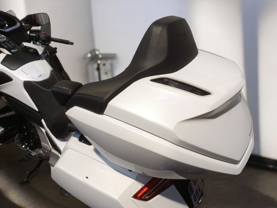 HONDA GL 1800 GOLDWING DCT 4