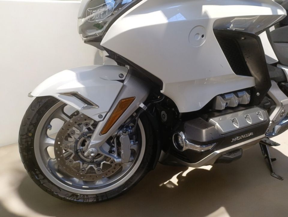 HONDA GL 1800 GOLDWING DCT 4