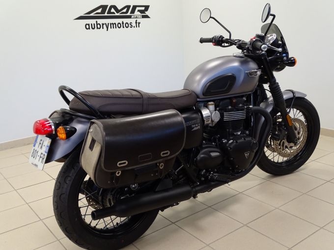 TRIUMPH BONNEVILLE T120 4