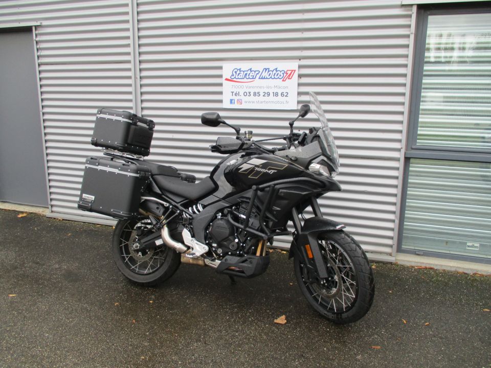CF MOTO 700 MT 4