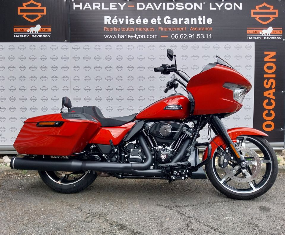 HARLEY-DAVIDSON TOURING ROAD GLIDE 1923 4