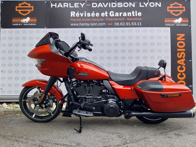 HARLEY-DAVIDSON TOURING ROAD GLIDE 1923 4