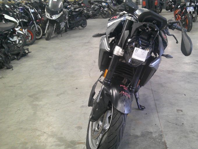 BMW F 900 R 4