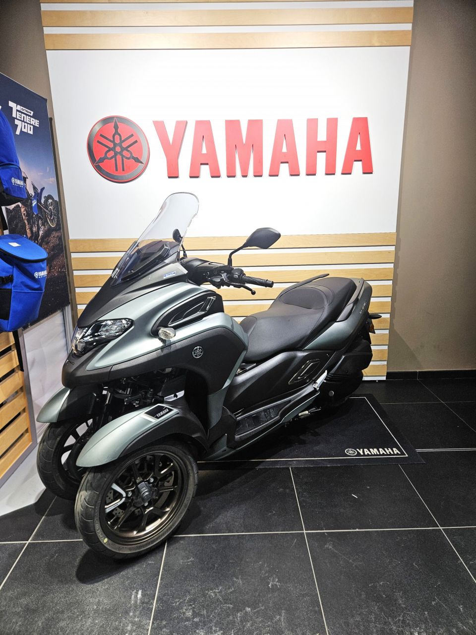 YAMAHA TRICITY 300 4