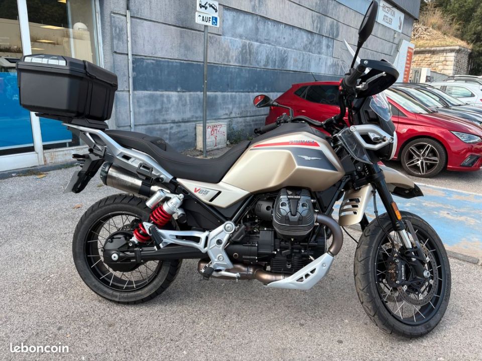 MOTO GUZZI V85 TT TRAVEL PACK 850 4