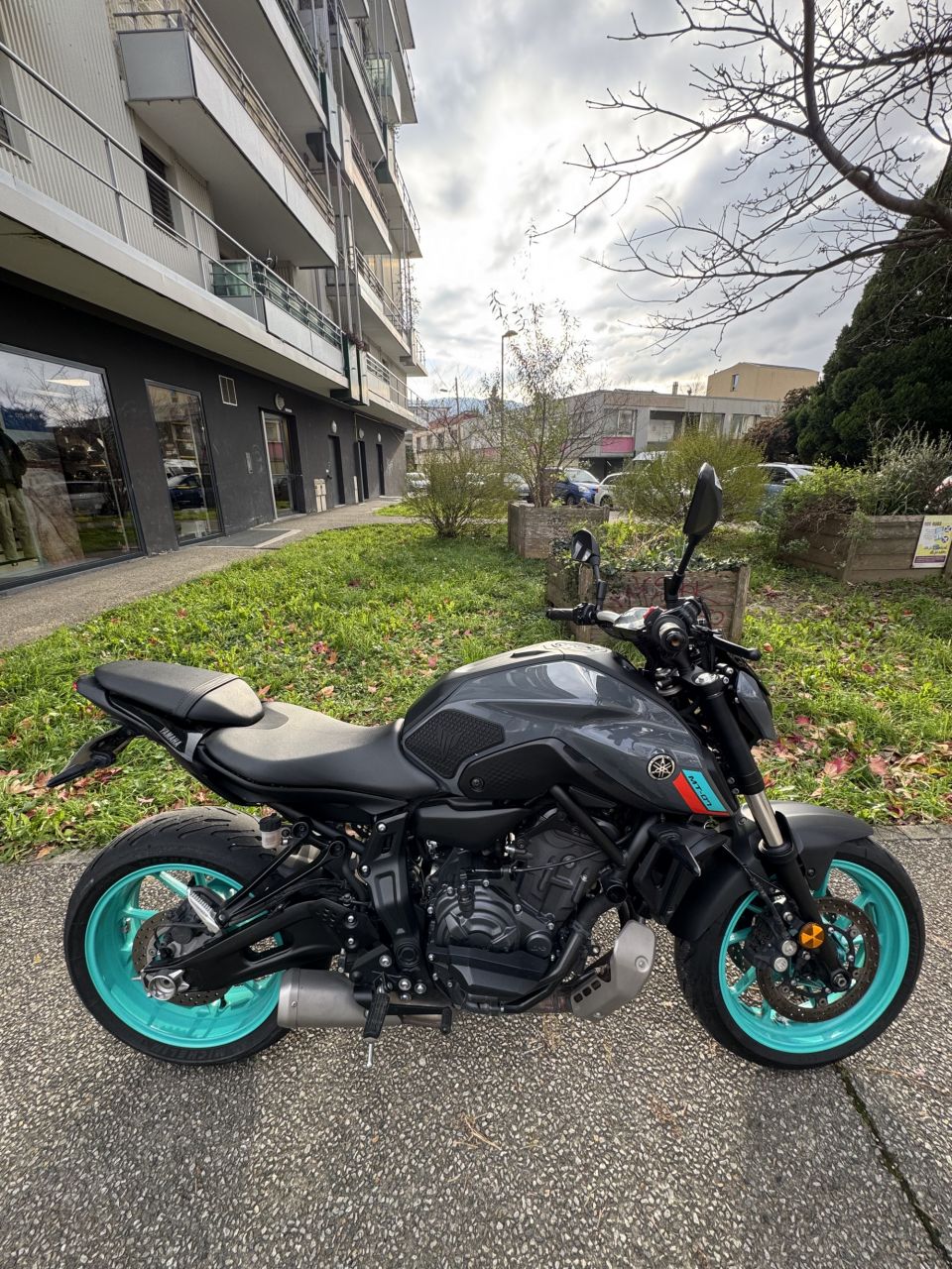 YAMAHA MT-07 (47.5CV) 4