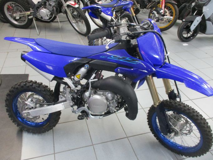 YAMAHA YZ65 4