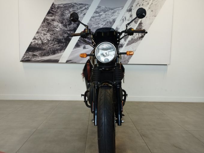 ROYAL ENFIELD Interceptor 650 4
