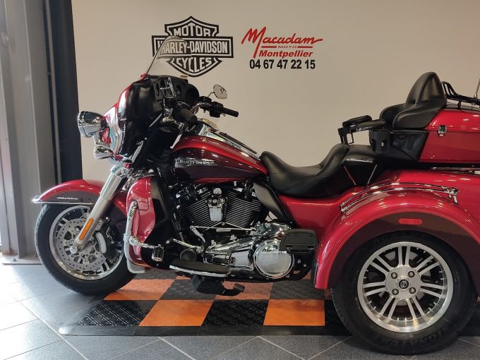HARLEY-DAVIDSON TRIKE TRI GLIDE 1745 ULTRA 4