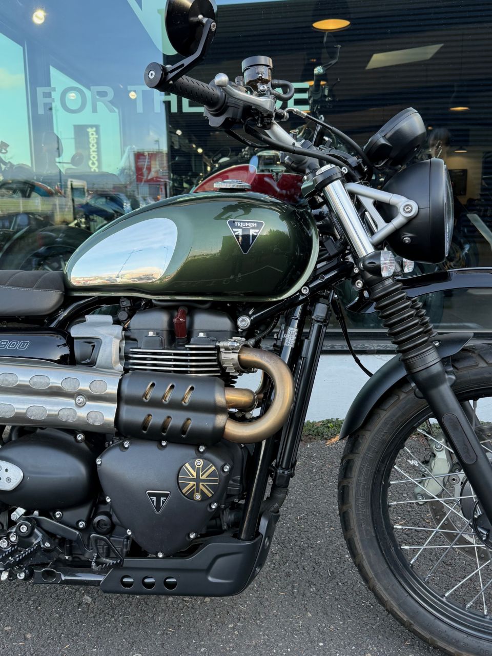 TRIUMPH SCRAMBLER 900 CHROME EDITION 4