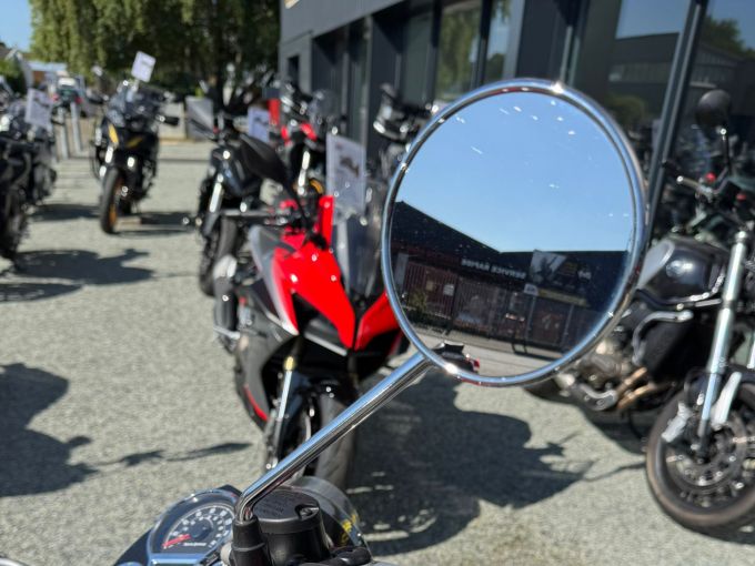 ROYAL ENFIELD CLASSIC 350 CHROME 4