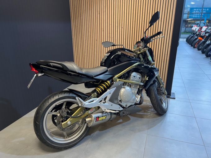 KAWASAKI ER-6 4