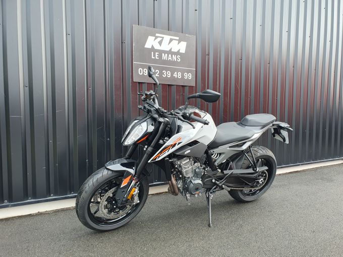 KTM 790 DUKE L 4