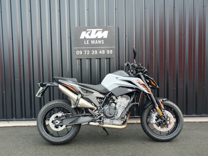 KTM 790 DUKE L 4