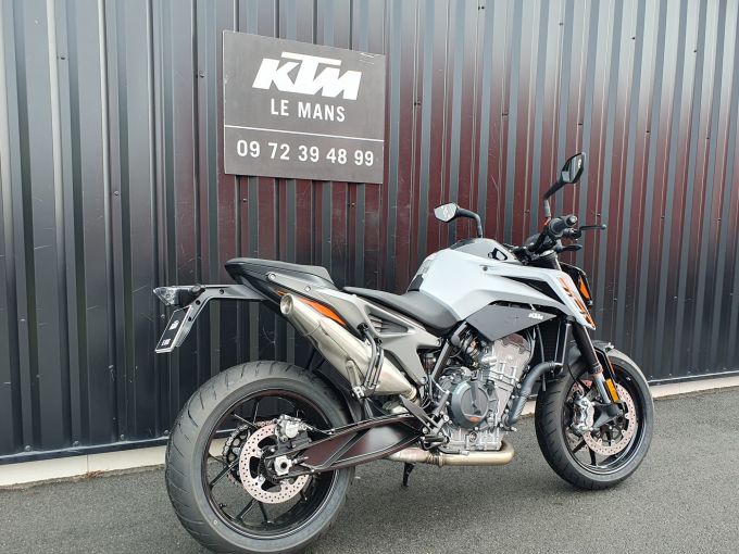 KTM 790 DUKE L 4