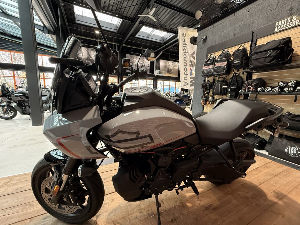 HARLEY-DAVIDSON ADVENTURE PAN AMERICA 1250 ST 4