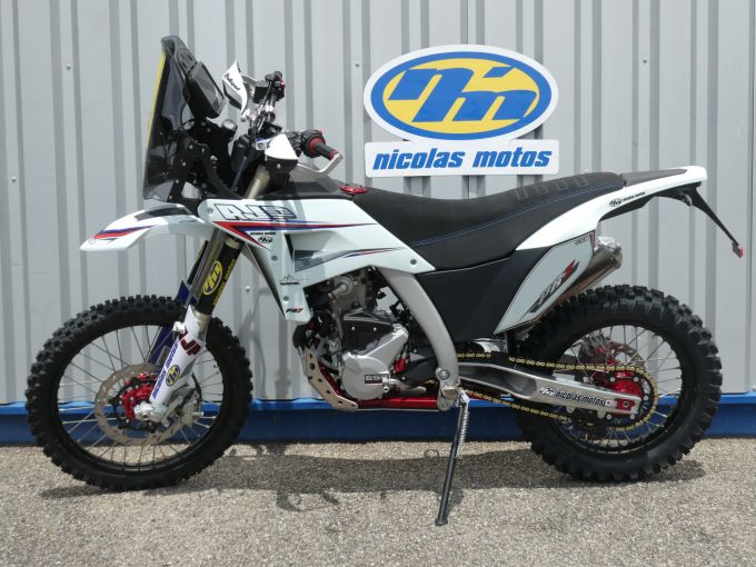 AJP PR7 4