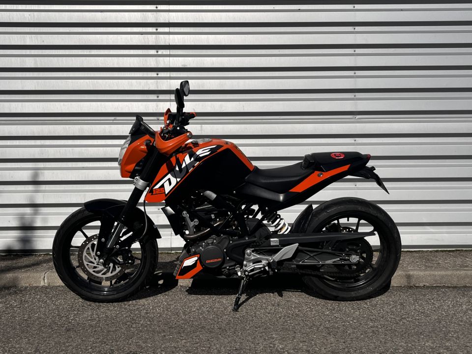 KTM 125 DUKE 4