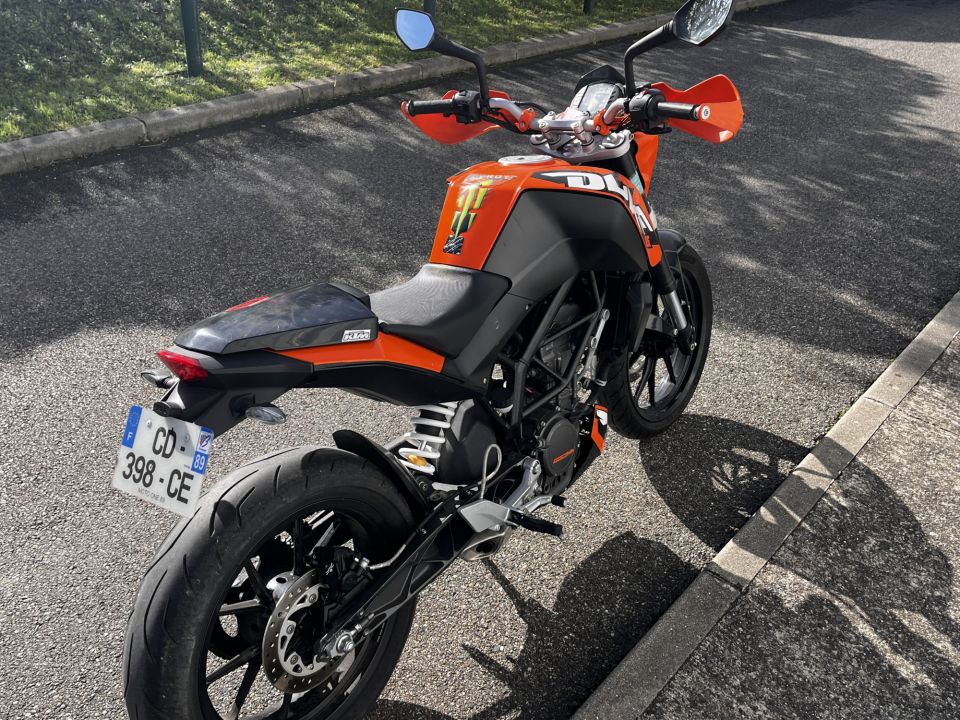 KTM 125 DUKE 4
