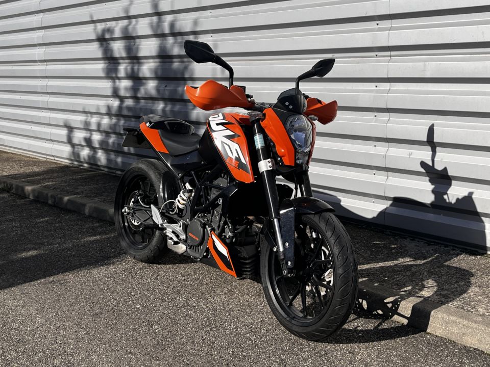 KTM 125 DUKE 4
