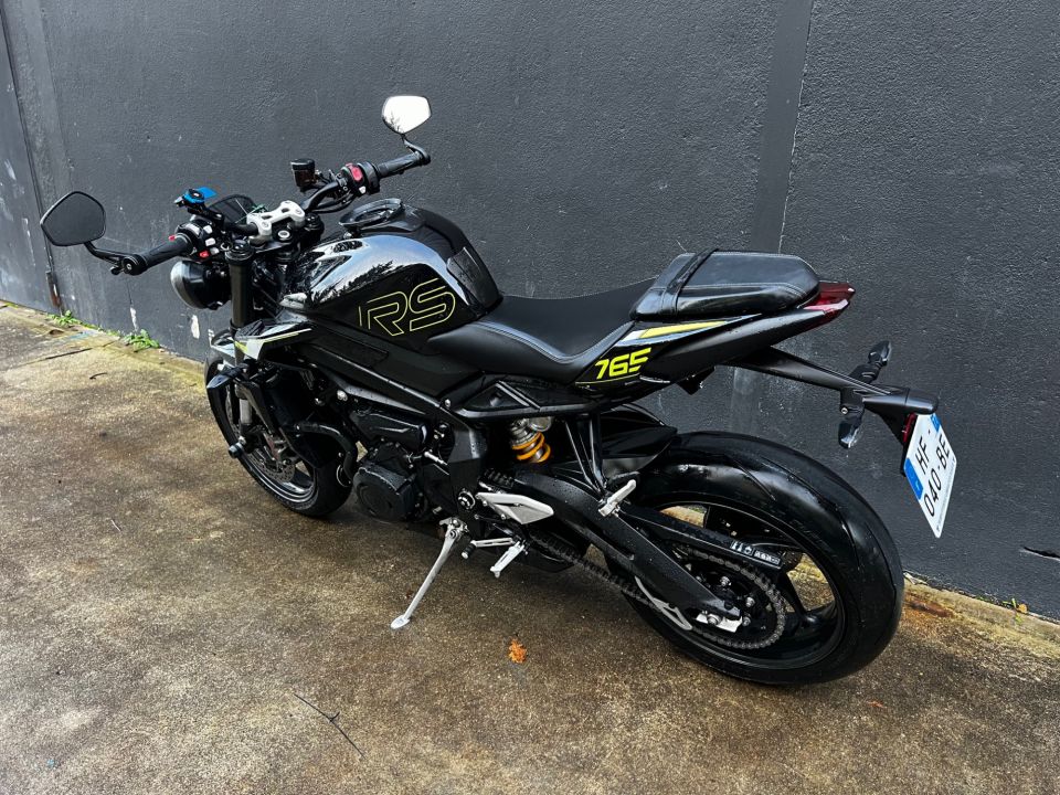 TRIUMPH STREET TRIPLE 765 RS 4