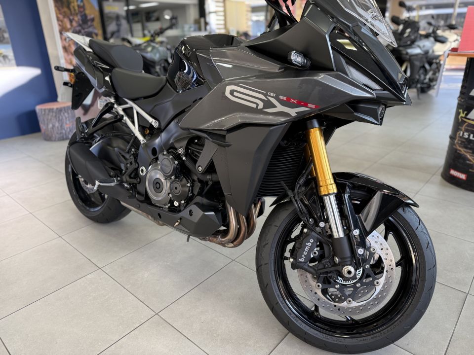 SUZUKI GSX-S 1000 GX 4