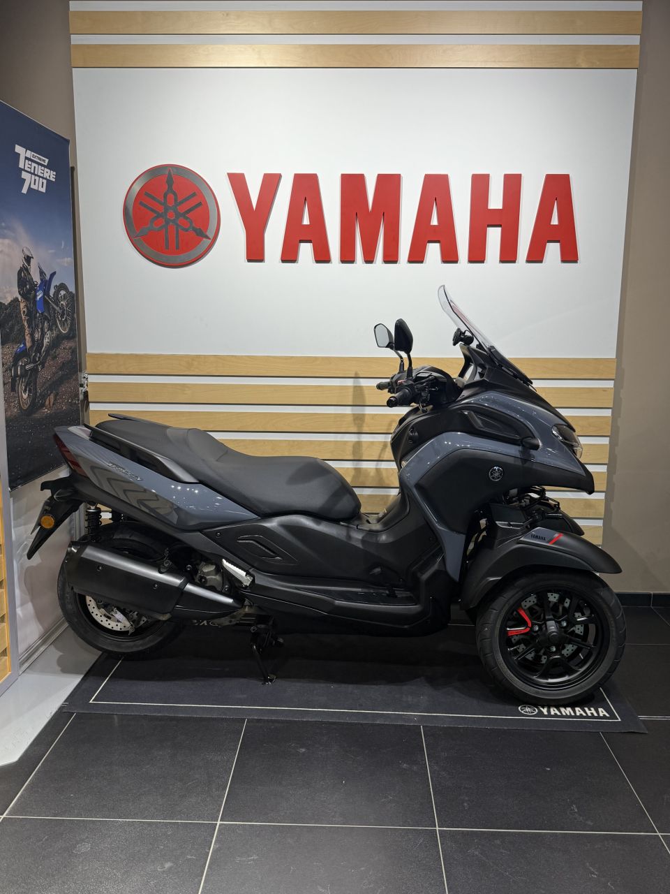 YAMAHA TRICITY 300 4