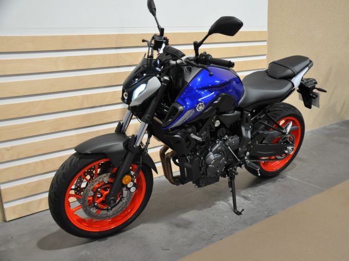 YAMAHA MT-07 (47.5CV) 4
