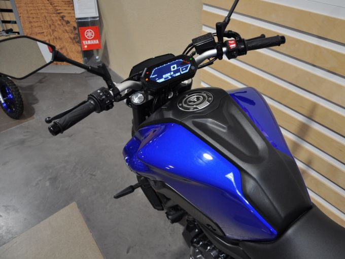 YAMAHA MT-07 (47.5CV) 4