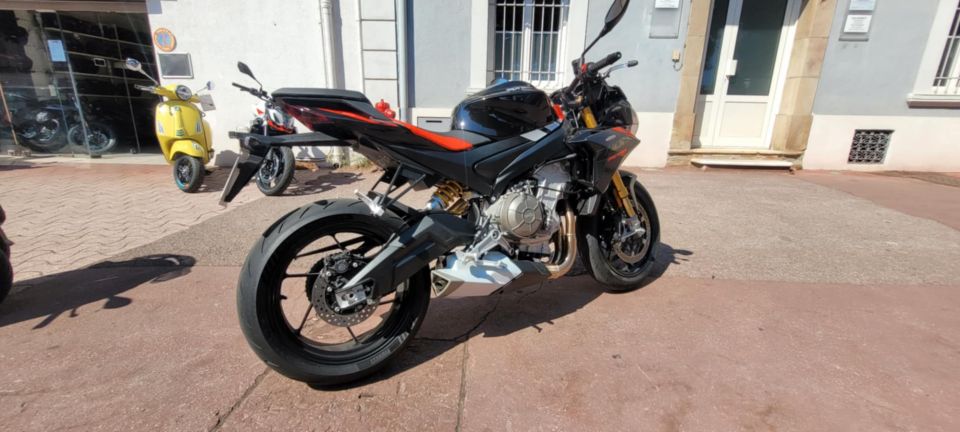 APRILIA TUONO 660 FACTORY 4