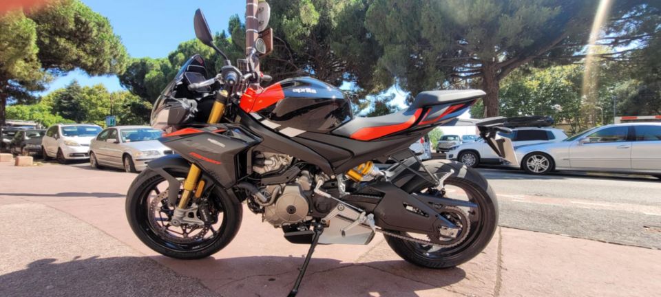 APRILIA TUONO 660 FACTORY 4
