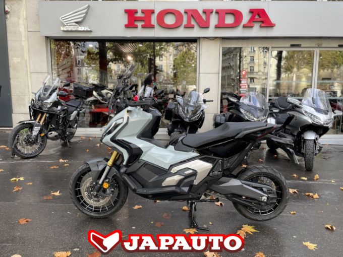 HONDA X-ADV 750 4