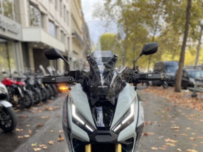 HONDA X-ADV 750 4