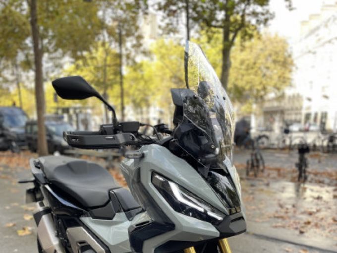 HONDA X-ADV 750 4