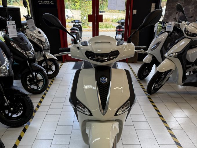 PIAGGIO LIBERTY 125 4
