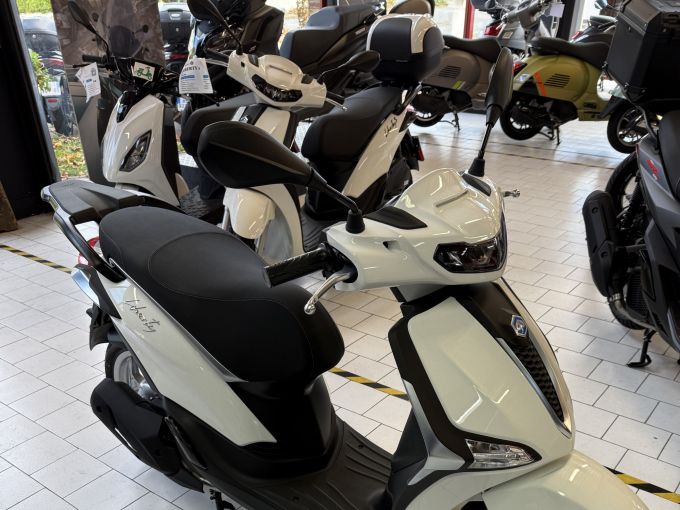 PIAGGIO LIBERTY 125 4