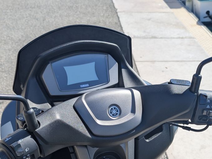 YAMAHA NMAX 125 4