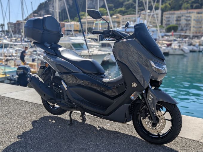 YAMAHA NMAX 125 4