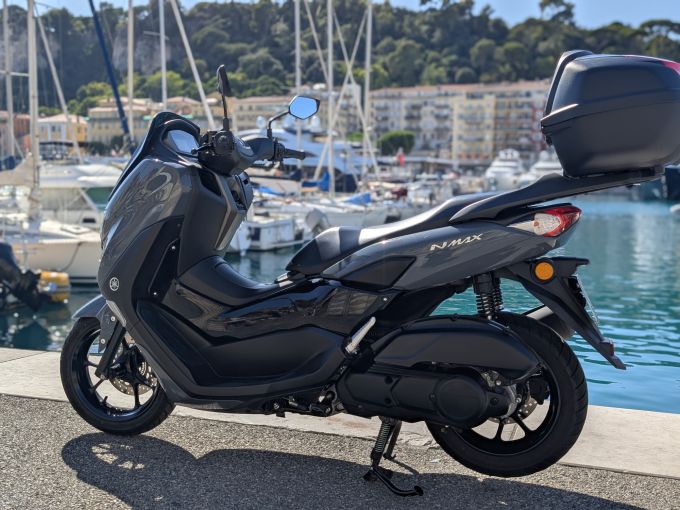 YAMAHA NMAX 125 4