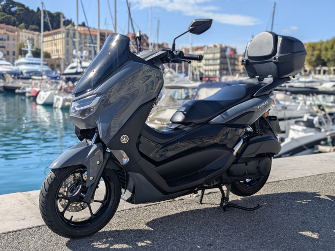YAMAHA NMAX 125 4