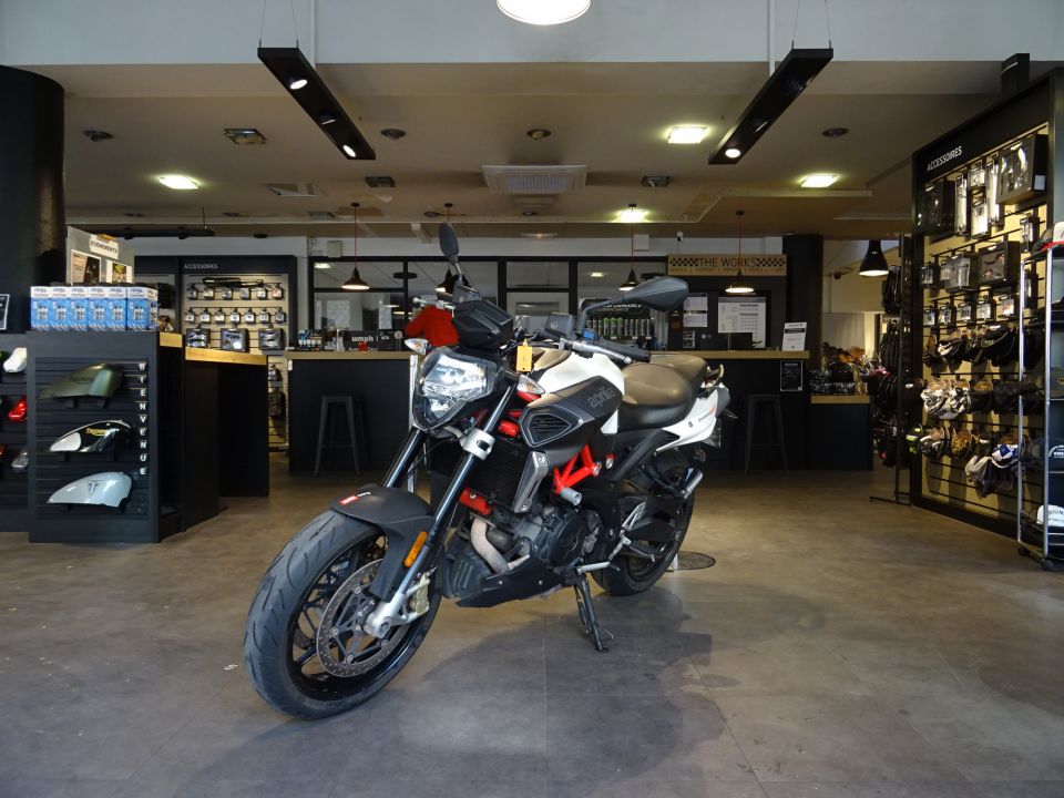 APRILIA SHIVER 900 ABS 4