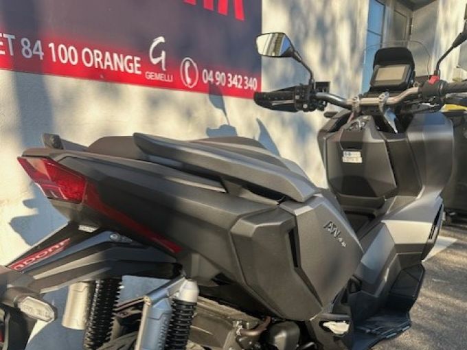 HONDA ADV 350 4