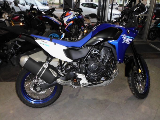 YAMAHA XTZ TENERE 700 4