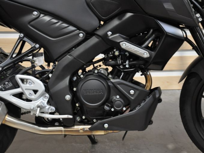 YAMAHA MT-125 4