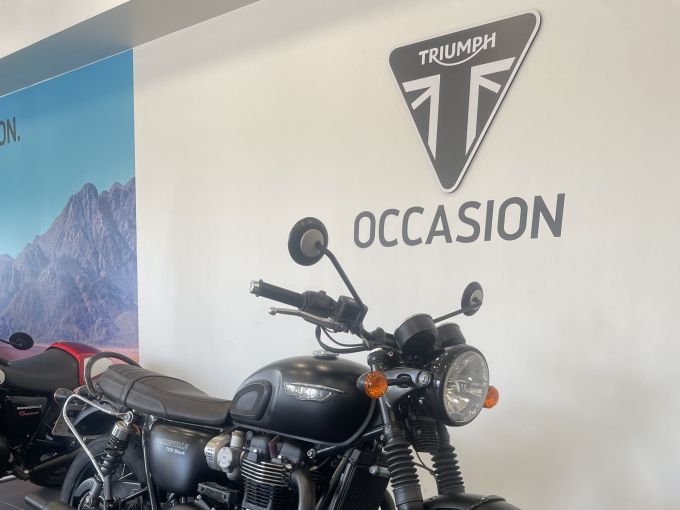 TRIUMPH Bonneville T120 Black 4